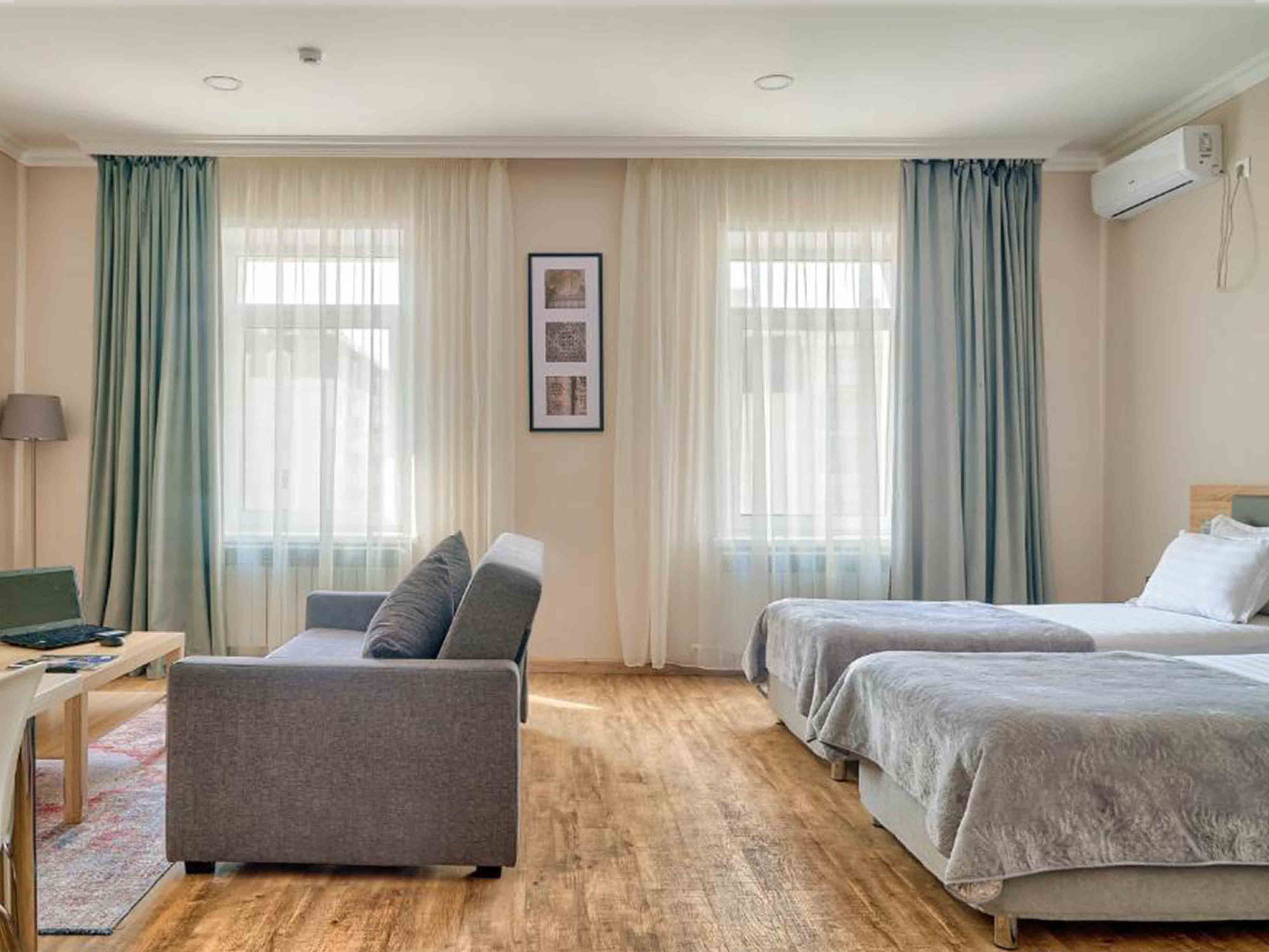 AISHA BIBI APART HOTEL Астана